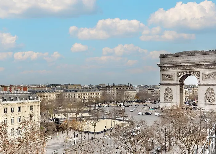 Apartment Arc De Triomphe By Studio Prestige