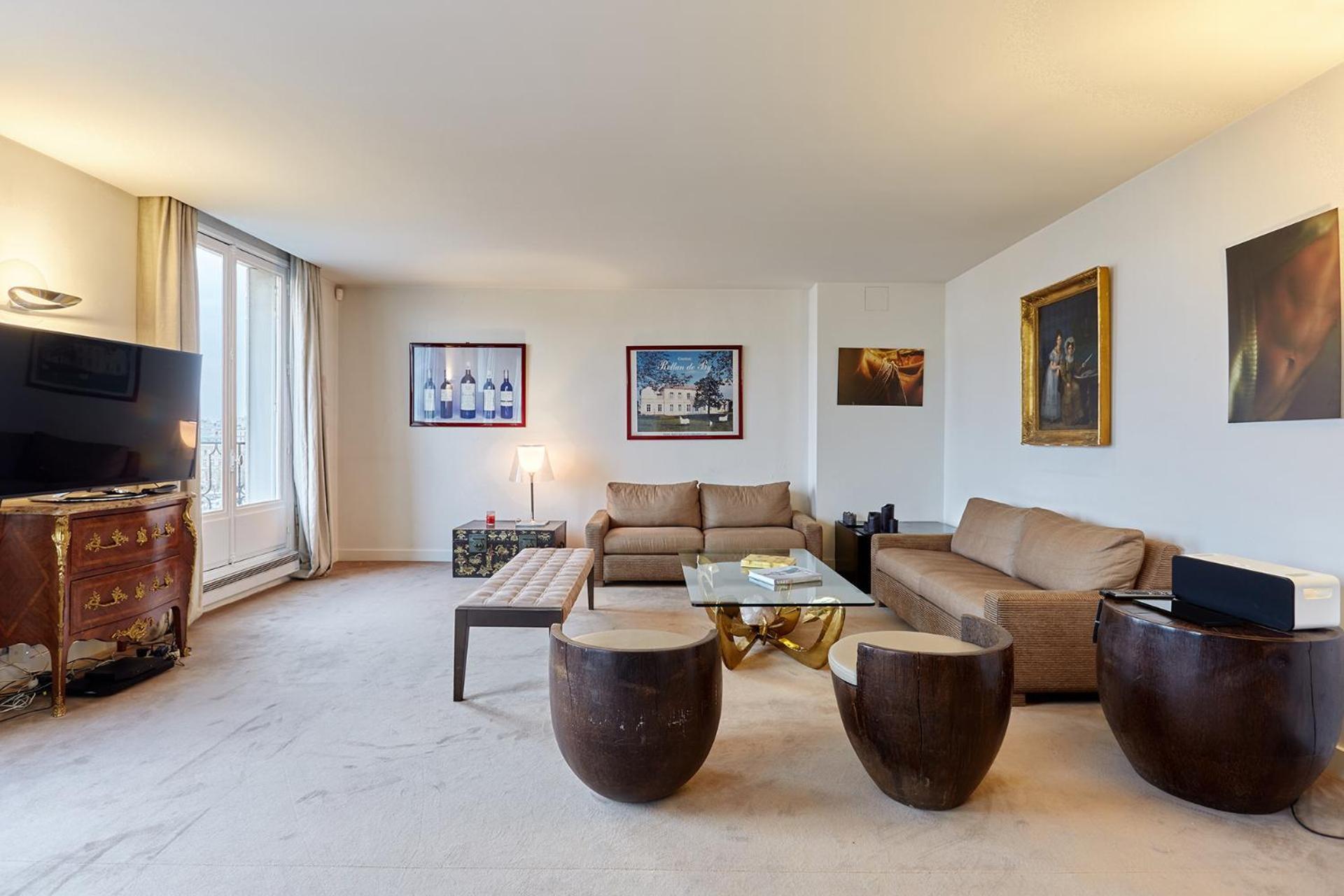 Arc De Triomphe By Prestige