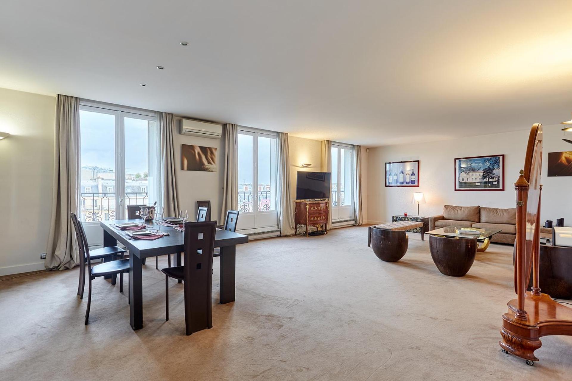 Arc De Triomphe By Prestige Apartment