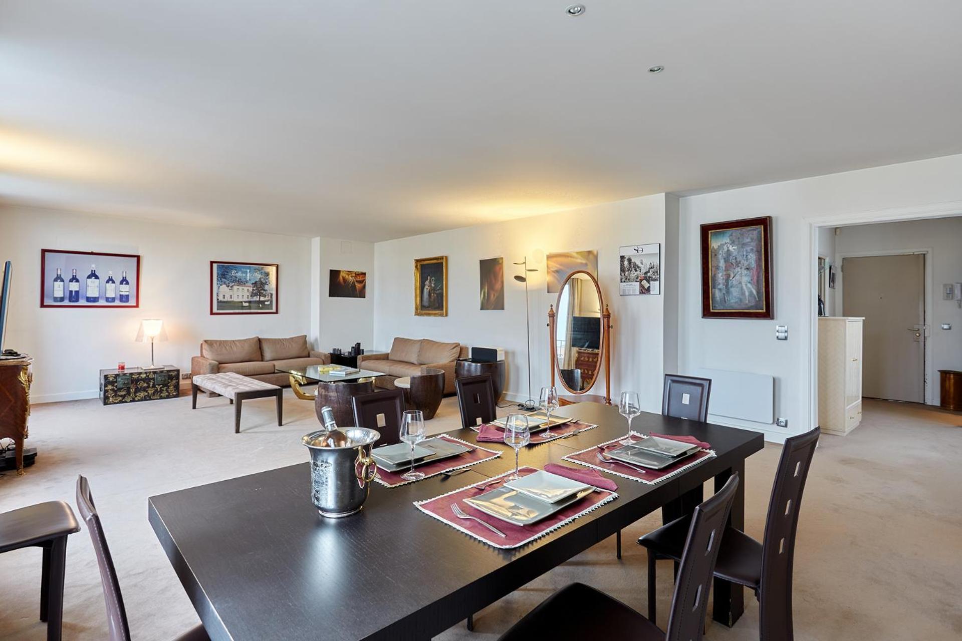 Arc De Triomphe By Prestige Apartment *
