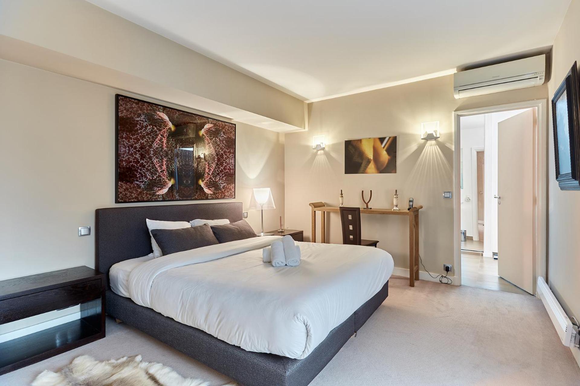 Arc De Triomphe By Prestige * Paris